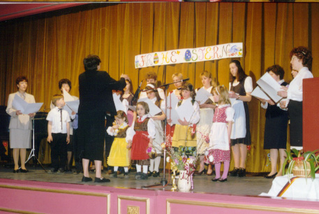 Osternfeier – Der Chor des Deutschen Volksverbandes, April 1998.